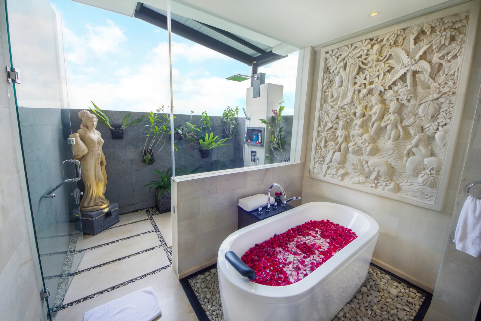 Garden Bath & Rain Shower